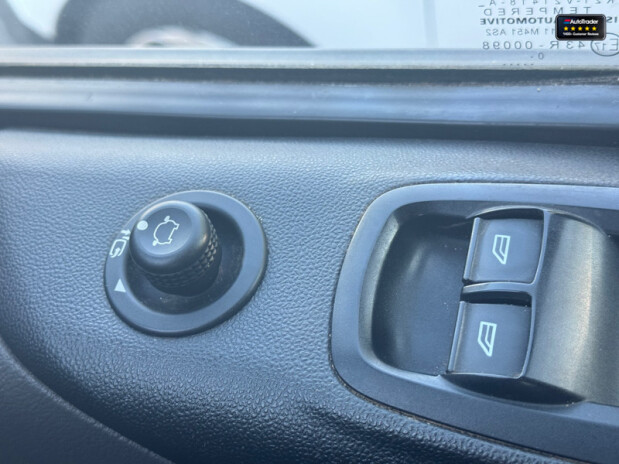 Ford Transit Custom AUTO SWB L1H1 290 Sport Alloys Air Con Camera Sensors EURO 6 NO VAT 20
