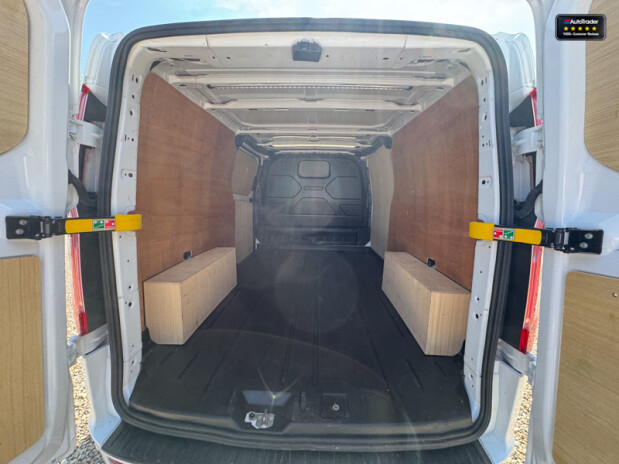Ford Transit Custom LWB L2H1 Low Roof 300 Limited Ecoblue Air Con Cruise EURO 6 9