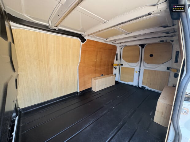 Ford Transit Custom LWB L2H1 Low Roof 300 Limited Ecoblue Air Con Cruise EURO 6 11
