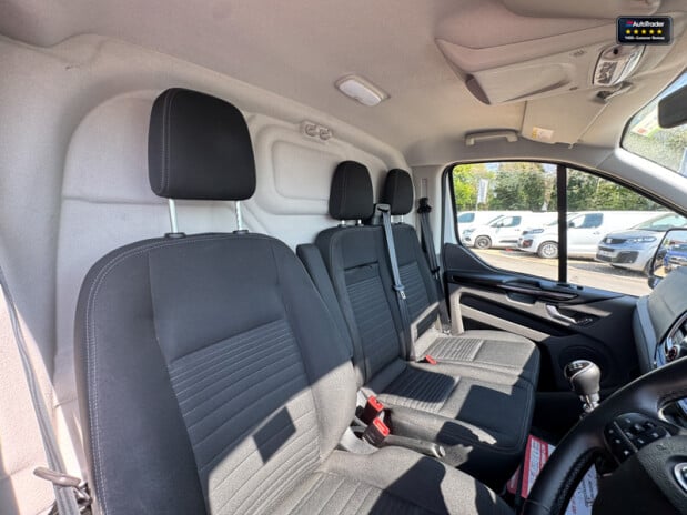 Ford Transit Custom LWB L2H1 Low Roof 300 Limited Ecoblue Air Con Cruise EURO 6 14