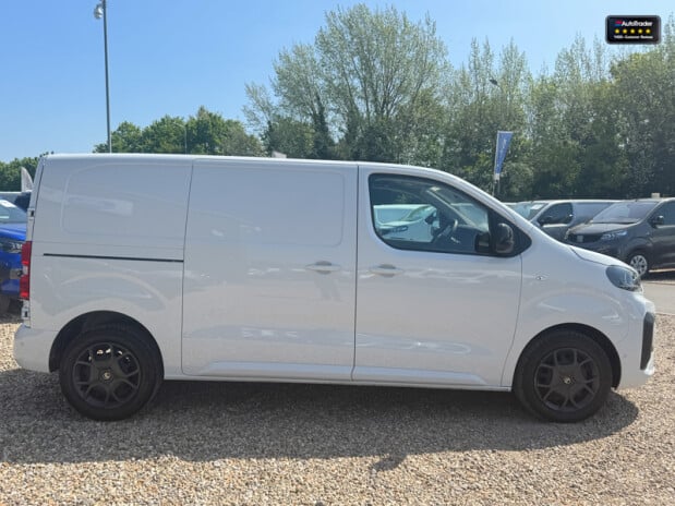 Citroen Dispatch MWB L2H1 Low Roof Driver Air Con Cruise EURO 6 5