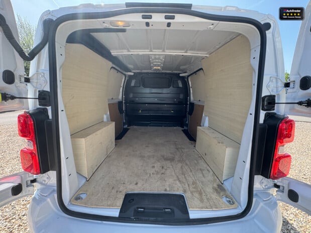 Citroen Dispatch MWB L2H1 Low Roof Driver Air Con Cruise EURO 6 9