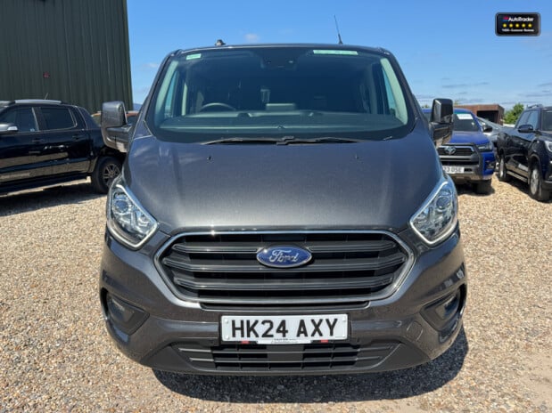 Ford Transit Custom Crew Cab SWB L1H1 300 Limited Alloys Air Con Cruise Sensors EURO 6 4