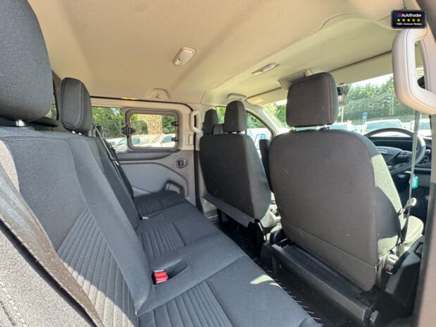 Ford Transit Custom Crew Cab SWB L1H1 300 Limited Alloys Air Con Cruise Sensors EURO 6 17