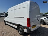Mercedes-Benz Sprinter MWB L2H2 Medium Roof 315 Cdi Premium Air Con Sensors EURO 6 10