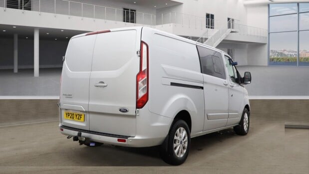 Ford Transit Custom Crew Cab LWB L2H1 300 Limited Alloys Air Con Sensors EURO 6 NO VAT 4