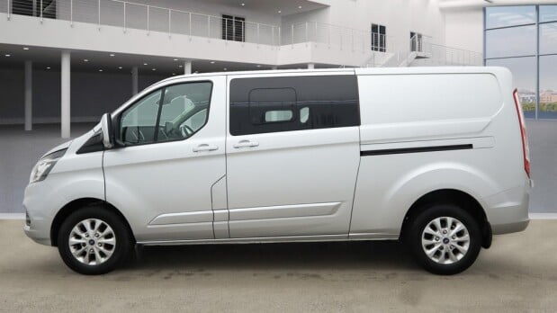 Ford Transit Custom Crew Cab LWB L2H1 300 Limited Alloys Air Con Sensors EURO 6 NO VAT 6