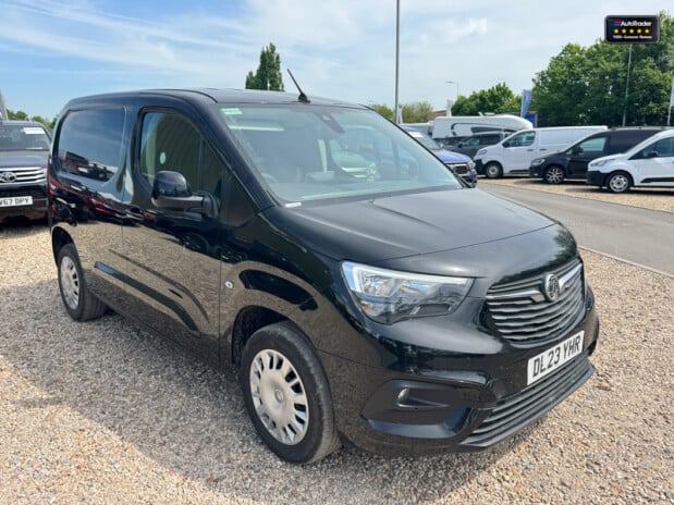 Vauxhall Combo SWB L1H1 Low Roof 2300 Pro Air Con Camera Nav Sensors EURO 6 NO VAT 4