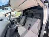 Vauxhall Combo SWB L1H1 Low Roof 2300 Pro Air Con Camera Nav Sensors EURO 6 NO VAT 12