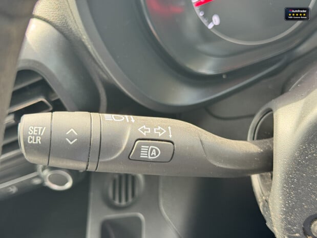 Vauxhall Combo SWB L1H1 Low Roof 2300 Pro Air Con Camera Nav Sensors EURO 6 NO VAT 20