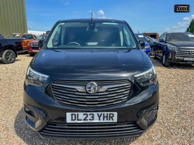 Vauxhall Combo SWB L1H1 [SOLD KH] Low Roof 2300 Pro Air Con Camera Nav Sensors EURO 6 NO V 3