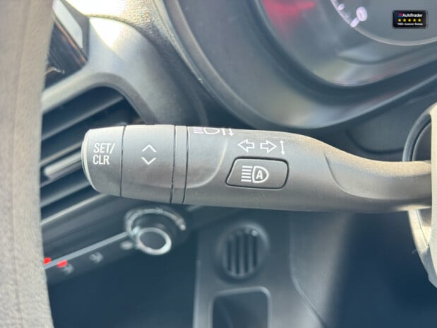 Vauxhall Combo SWB L1H1 [SOLD KH] Low Roof 2300 Pro Air Con Camera Nav Sensors EURO 6 NO V 20