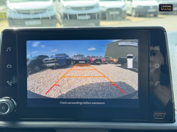 Vauxhall Combo SWB L1H1 [SOLD KH] Low Roof 2300 Pro Air Con Camera Nav Sensors EURO 6 NO V 32