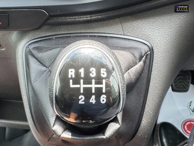 Ford Transit LWB L3H3 High Roof 350 FWD Leader Air Con EURO 6 29