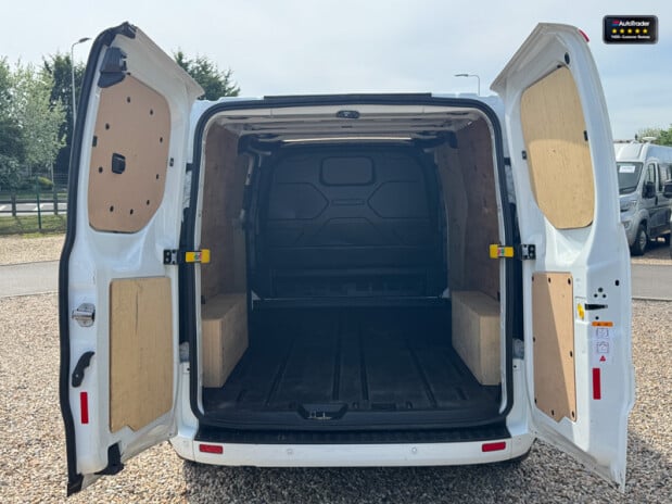 Ford Transit Custom LWB L2H1 Low Roof 300 Limited Alloys Air Con Sensors EURO 6 8