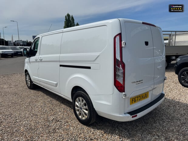 Ford Transit Custom LWB L2H1 Low Roof 300 Limited Alloys Air Con Sensors EURO 6 10