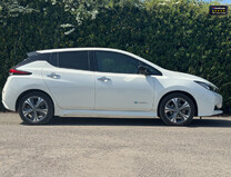 Nissan LEAF 40kWh Tekna Hatchback 5dr Electric Auto (150 ps) 4
