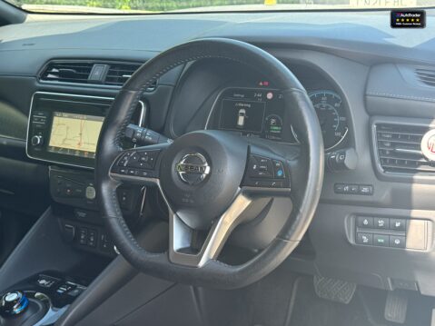 Nissan LEAF 40kWh Tekna Hatchback 5dr Electric Auto (150 ps) 9