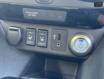 Nissan LEAF 40kWh Tekna Hatchback 5dr Electric Auto (150 ps) 22