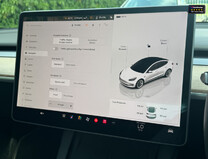 Tesla Model 3 (Dual Motor) Long Range Saloon 4dr Electric Auto 4 20