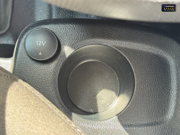 Ford Transit Connect SWB L1H1 240 Limited Alloys Air Con Camera Sensors EURO 6 NO VAT 36