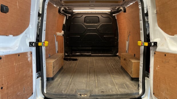 Ford Transit Custom AUTO SWB L1H1 280 Limited Air Con Alloys Camera Sensors EURO 6 NO VAT 5