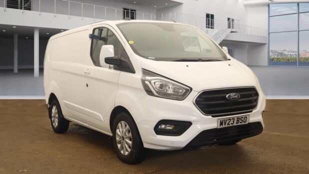 Ford Transit Custom AUTO SWB L1H1 280 Limited Air Con Alloys Camera Sensors EURO 6 NO VAT 2