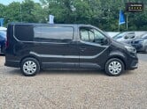 Renault Trafic SWB L1H1 Extra [SOLD SM] SL30 Alloys air Nav EURO 6 5