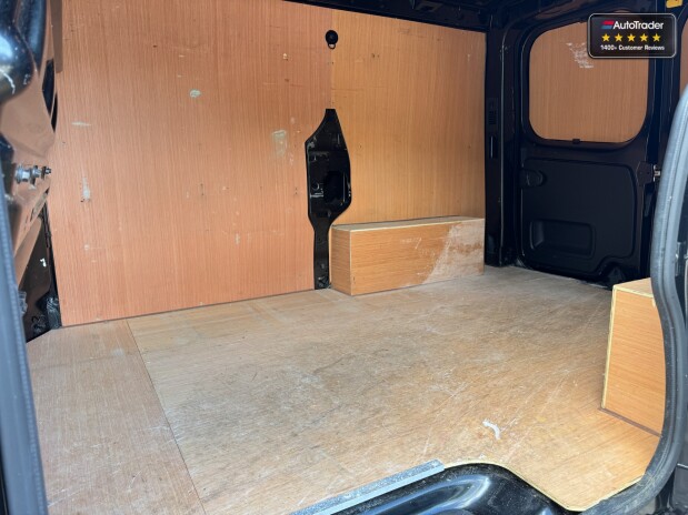 Renault Trafic SWB L1H1 Extra [SOLD SM] SL30 Alloys air Nav EURO 6 12