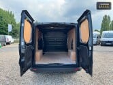 Renault Trafic SWB L1H1 Extra [SOLD SM] SL30 Alloys air Nav EURO 6 15