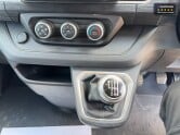 Renault Trafic SWB L1H1 Extra [SOLD SM] SL30 Alloys air Nav EURO 6 33