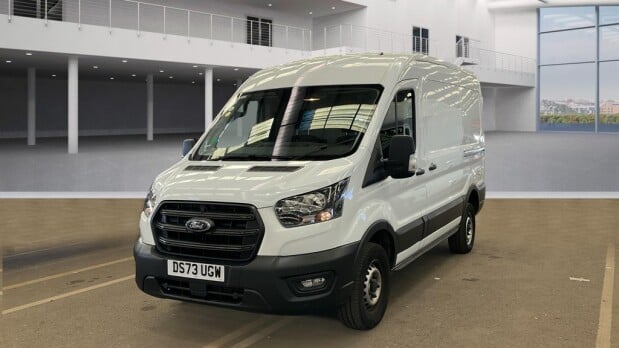 Ford Transit MWB L2H2 Medium Roof 350 Leader Ecoblue Sensors EURO 6 1