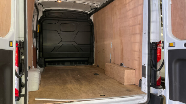 Ford Transit MWB L2H2 Medium Roof 350 Leader Ecoblue Sensors EURO 6 7