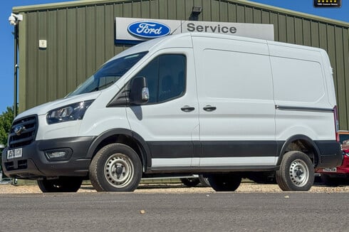 Ford Transit MWB L2H2 Medium Roof 350 Leader Ecoblue Sensors EURO 6
