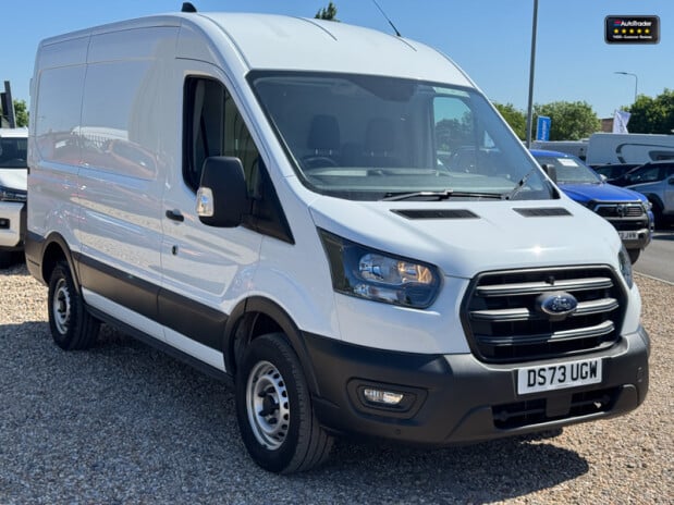 Ford Transit MWB L2H2 Medium Roof 350 Leader Ecoblue Sensors EURO 6 4