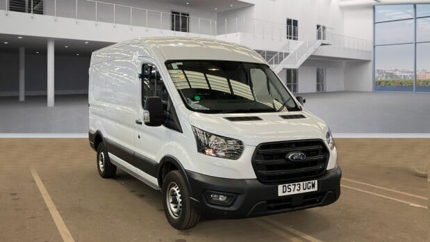 Ford Transit MWB L2H2 Medium Roof 350 Leader Ecoblue Sensors EURO 6 2