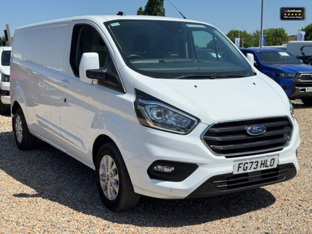 Ford Transit Custom LWB L2H1 Low Roof 300 Limited Air Con Alloys Sensors EURO 6 4