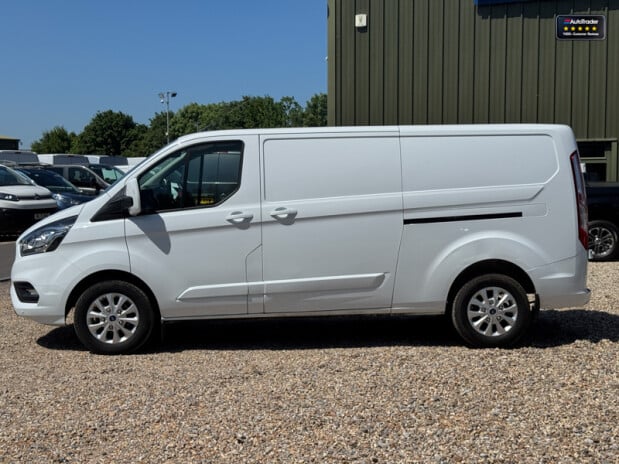 Ford Transit Custom LWB L2H1 Low Roof 300 Limited Air Con Alloys Sensors EURO 6 11