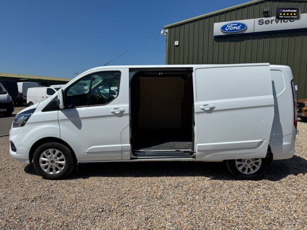 Ford Transit Custom LWB L2H1 Low Roof 300 Limited Air Con Alloys Sensors EURO 6 12
