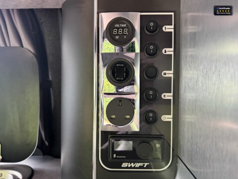 Swift Monza (Sold) AUTO SWB L1H1 4 Berth End Bedroom Pop Top 5 Seats 5 Belts NO VAT 14