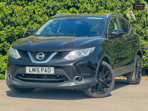 Nissan Qashqai 1.6 dCi Tekna SUV 5dr Diesel XTRON 2WD Euro 5 (s/s 1