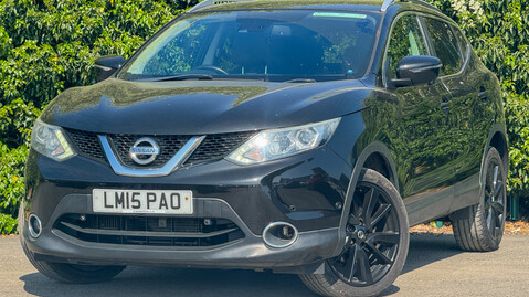 Nissan Qashqai 1.6 dCi Tekna SUV 5dr Diesel XTRON 2WD Euro 5 (s/s 