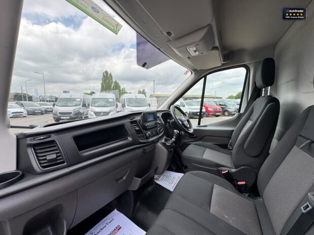 Ford Transit LWB L3H2 Medium Roof 350 Leader Aircon EURO 6 12