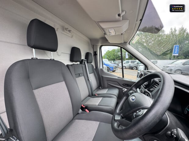 Ford Transit LWB L3H2 Medium Roof 350 Leader Aircon EURO 6 14