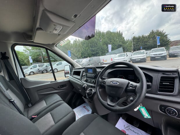 Ford Transit LWB L3H2 Medium Roof 350 Leader Aircon EURO 6 15