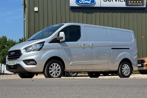 Ford Transit Custom LWB L2H1 Low Roof 300 Limited Air Con Alloys Cruise EURO 6