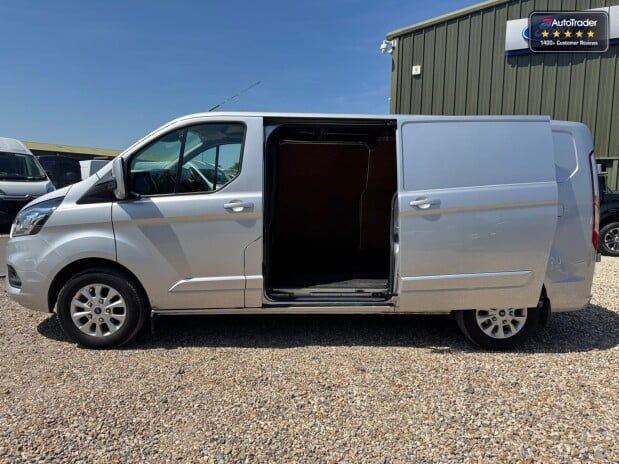 Ford Transit Custom LWB L2H1 Low Roof 300 Limited Air Con Alloys Cruise EURO 6 15