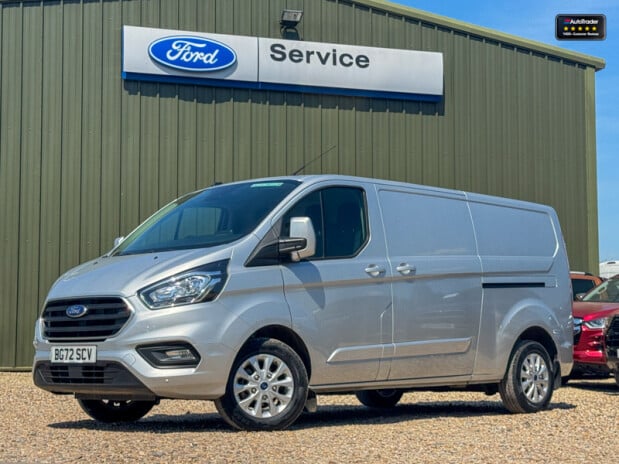 Ford Transit Custom LWB L2H1 [SOLD SM] Low Roof 300 Limited Air Con Alloys Cruise EURO 6 1