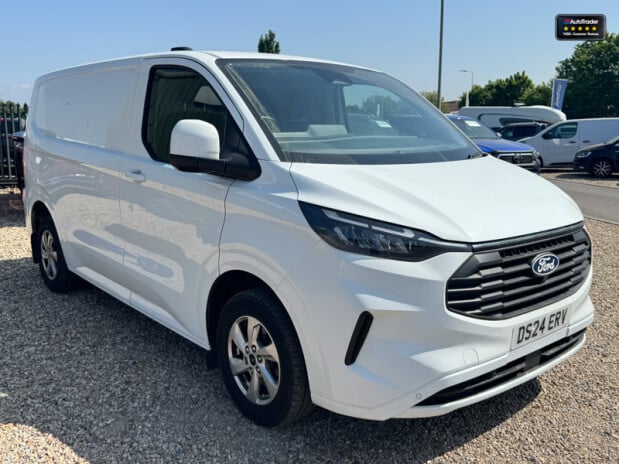 Ford Transit Custom SWB L1H1 Low Roof 280 Limited Air Con Alloys Cruise EURO 6 4