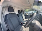 Ford Transit Custom SWB L1H1 Low Roof 280 Limited Air Con Alloys Cruise EURO 6 15